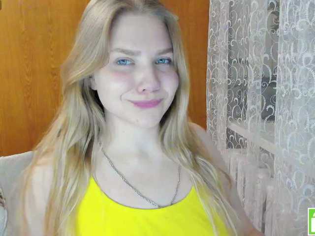 Emma-Frizea's BongaCams show and profile