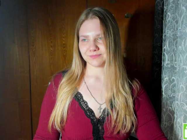 Emma-Frizea's BongaCams show and profile