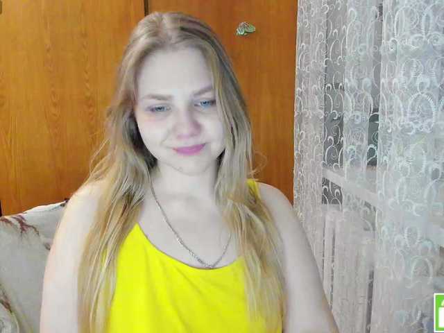 Emma-Frizea's BongaCams show and profile