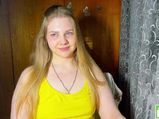 Emma-Frizea's BongaCams show and profile