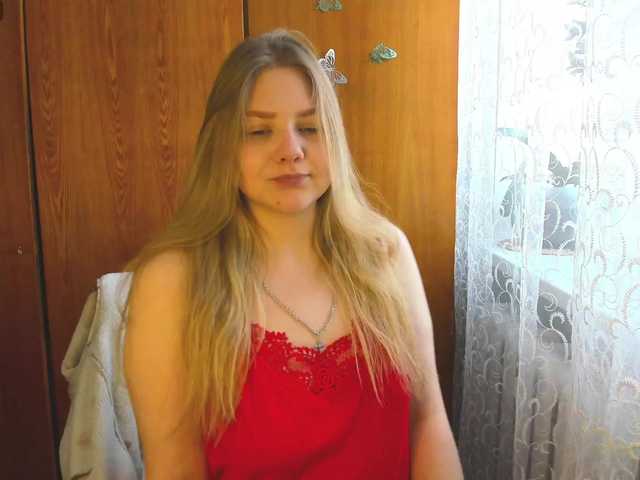 Emma-Frizea's BongaCams show and profile