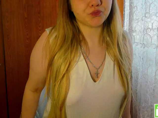 Emma-Frizea's BongaCams show and profile