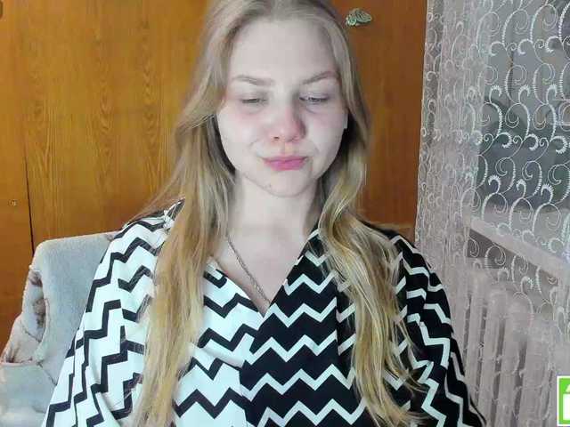 Emma-Frizea's BongaCams show and profile