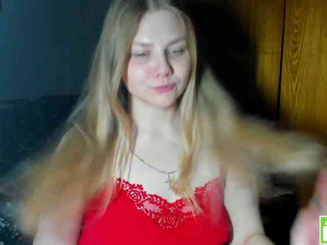 Emma-Frizea Live Webcam on BongaCams