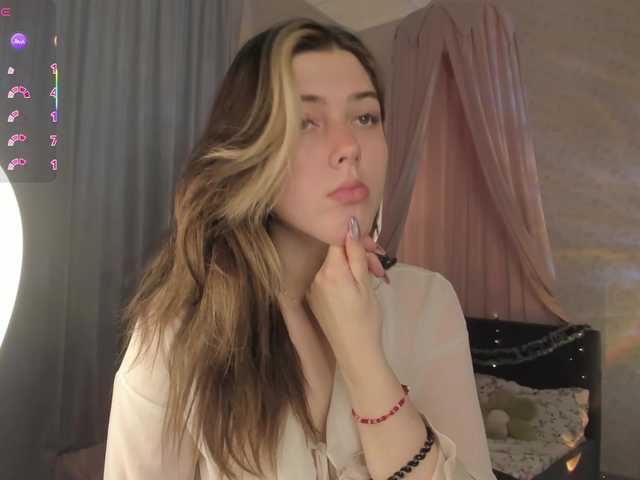 Vanessa-Walters's BongaCams show and profile