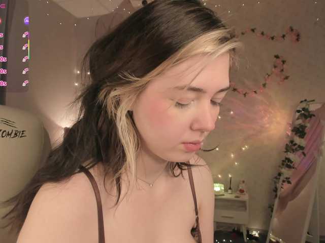 Vanessa-Walters's BongaCams show and profile