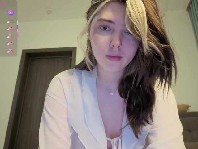 Vanessa-Walters's BongaCams show and profile