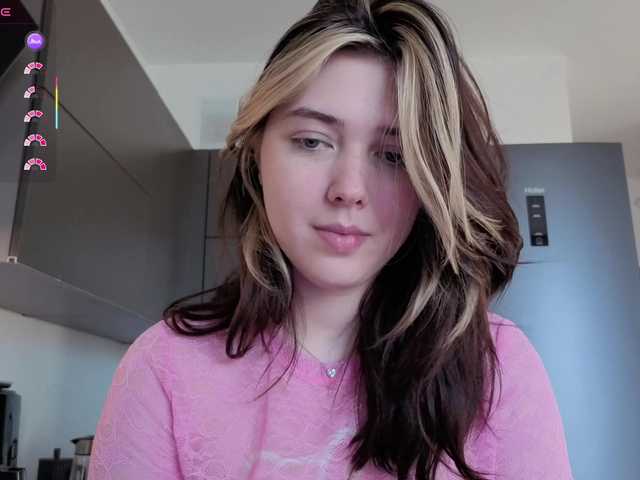 Vanessa-Walters's BongaCams show and profile