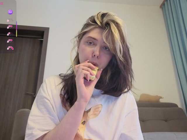 Vanessa-Walters's BongaCams show and profile