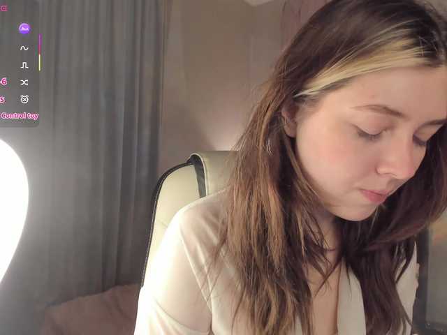 Vanessa-Walters's BongaCams show and profile