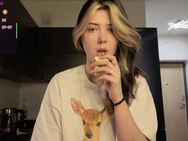 Vanessa-Walters's BongaCams show and profile