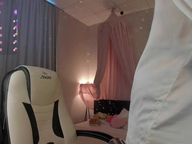 Vanessa-Walters's BongaCams show and profile