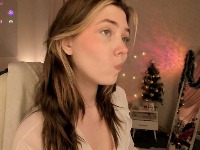 Vanessa-Walters's BongaCams show and profile