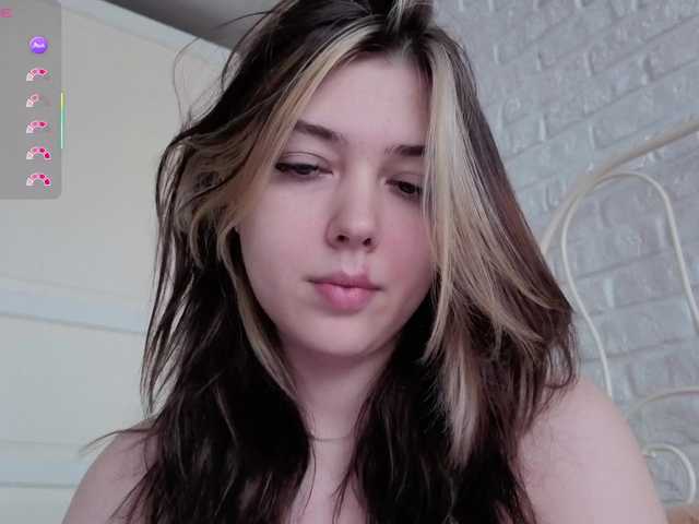 Vanessa-Walters's BongaCams show and profile