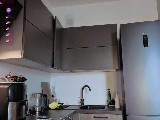 Vanessa-Walters's BongaCams show and profile