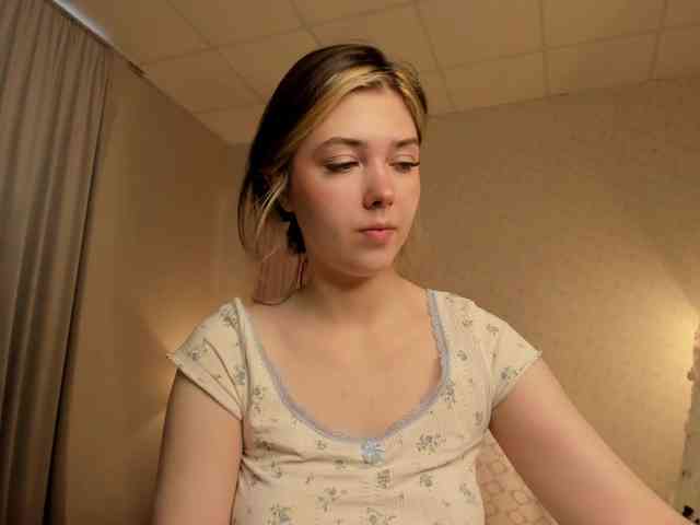 Vanessa-Walters webcam