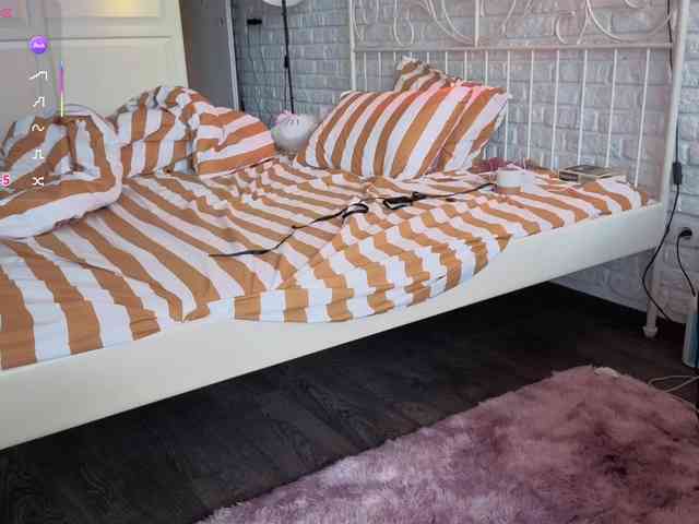 Vanessa-Walters webcam