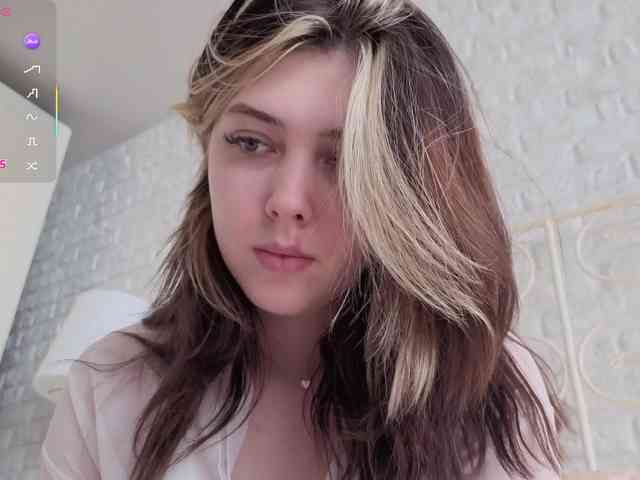 Vanessa-Walters webcam