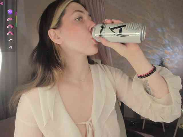 Vanessa-Walters webcam