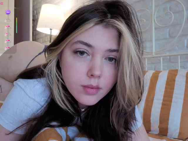 Vanessa-Walters webcam