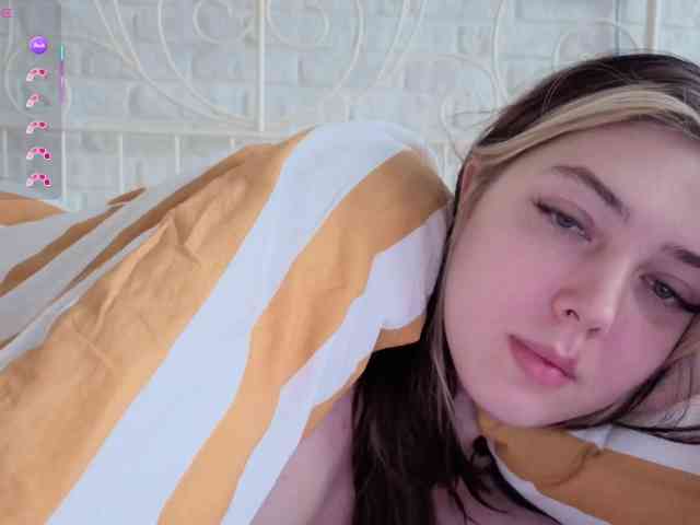 Vanessa-Walters webcam