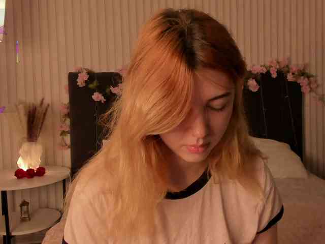 Vanessa-Walters webcam