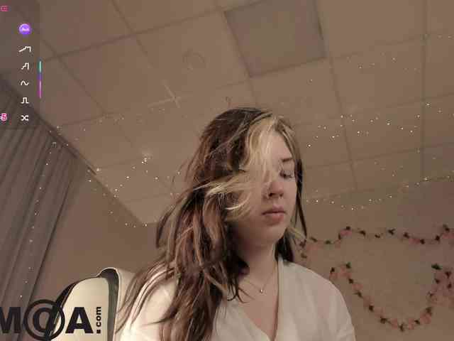 Vanessa-Walters webcam