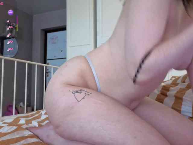 Vanessa-Walters webcam