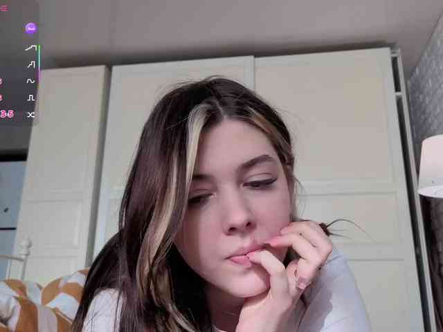 Vanessa-Walters webcam