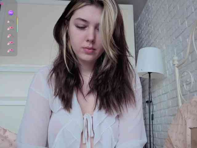 Vanessa-Walters webcam