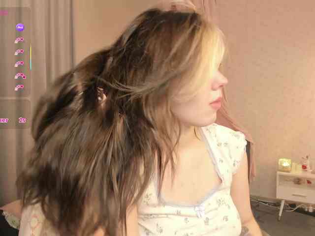 Vanessa-Walters webcam