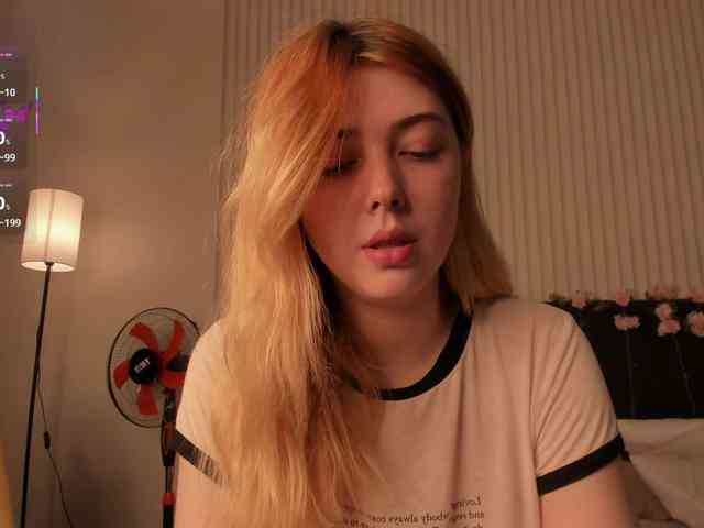 Vanessa-Walters webcam