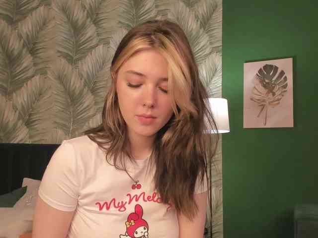 Vanessa-Walters webcam