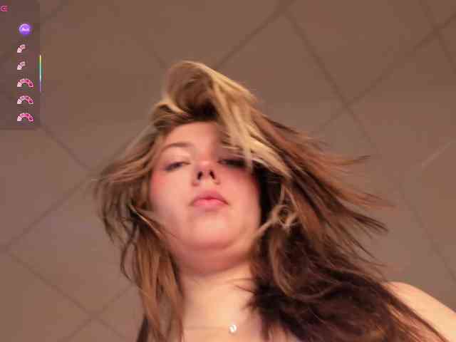 Vanessa-Walters webcam