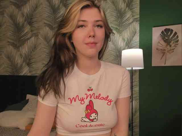 Vanessa-Walters webcam