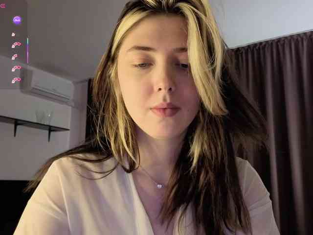 Vanessa-Walters webcam