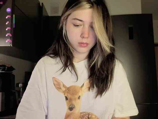 Vanessa-Walters webcam