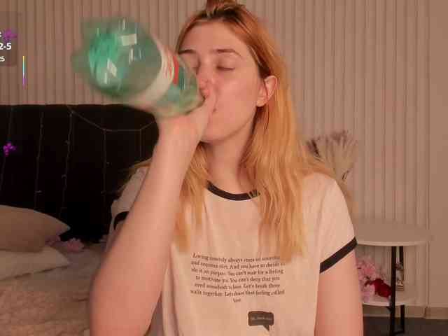 Vanessa-Walters webcam