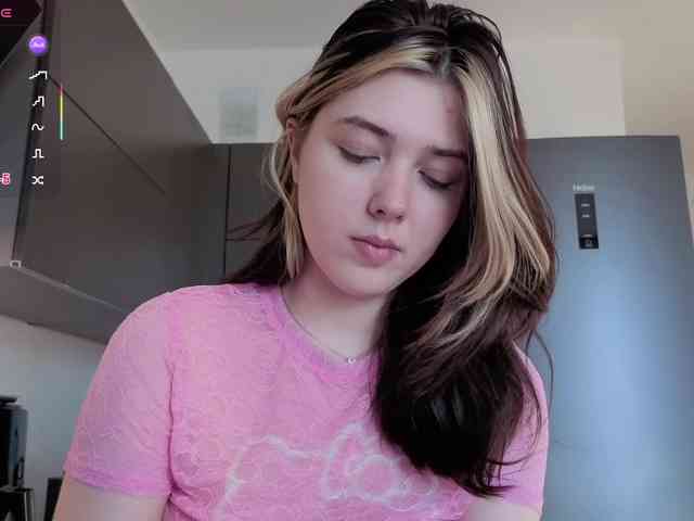 Vanessa-Walters webcam