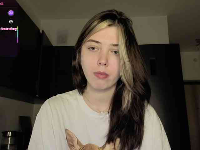 Vanessa-Walters webcam