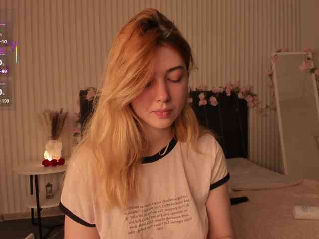 Vanessa-Walters webcam