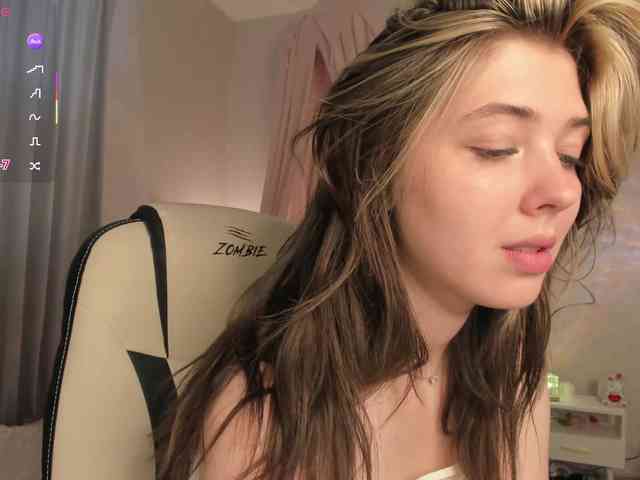 Vanessa-Walters webcam