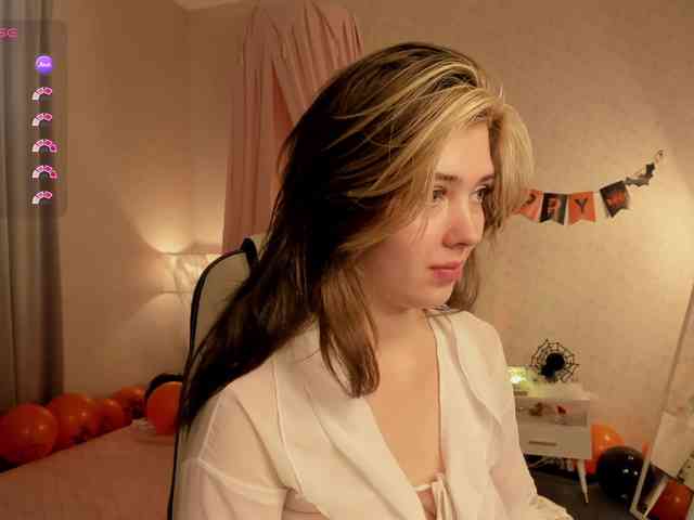 Vanessa-Walters webcam
