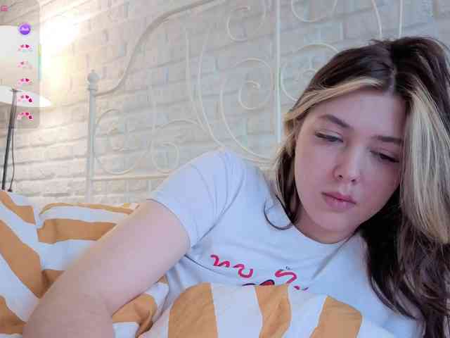 Vanessa-Walters webcam