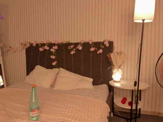 Vanessa-Walters webcam