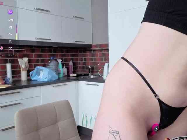 Vanessa-Walters webcam