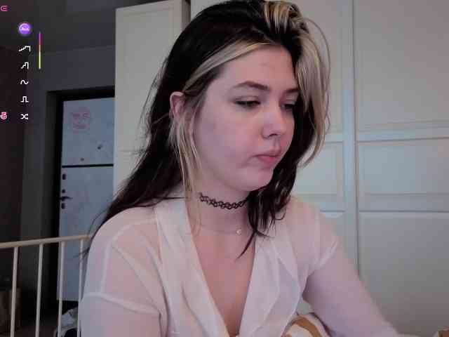 Vanessa-Walters webcam