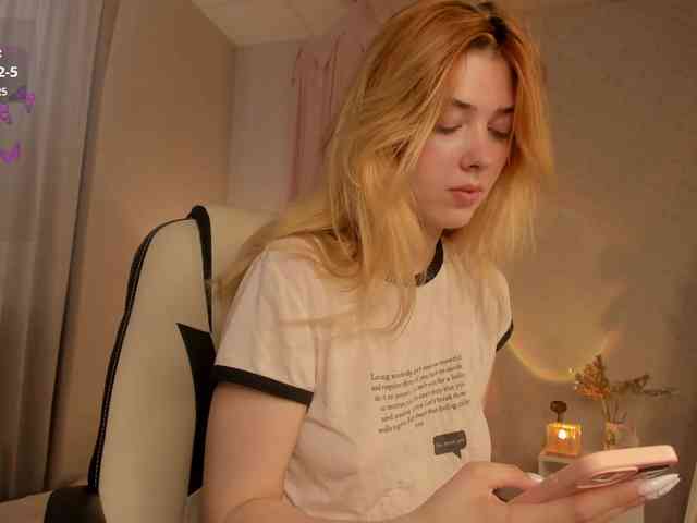 Vanessa-Walters webcam