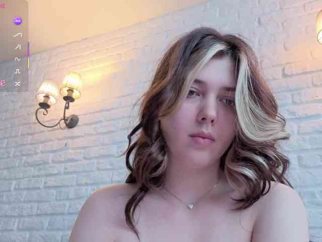 Vanessa-Walters webcam