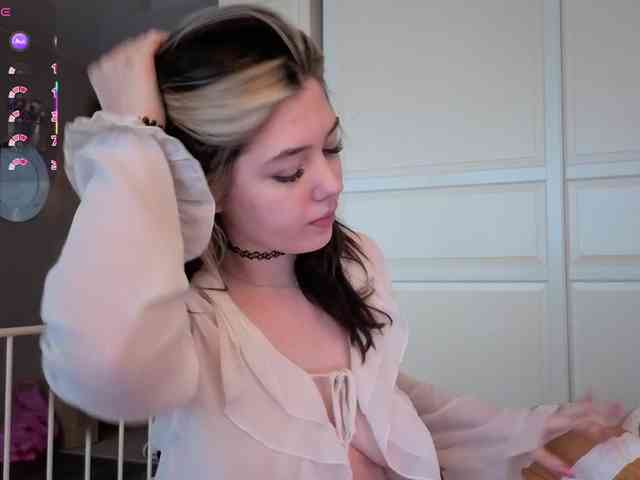 Vanessa-Walters webcam